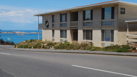 10 Calypso At Port Elliot - Tourism TAS 10