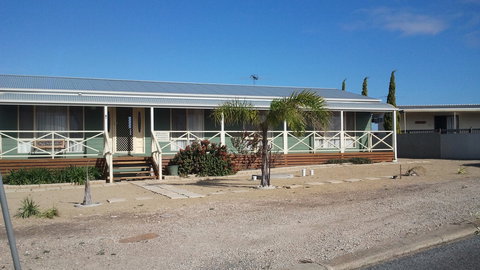 Annies Rest - Tourism TAS 4