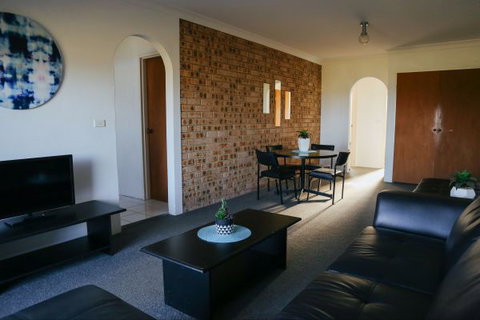 Reef Resort Apartments - Tourism TAS 1