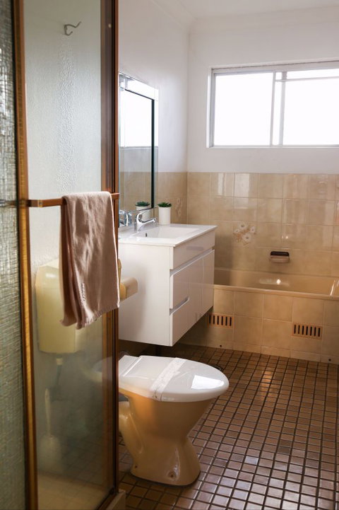 Reef Resort Apartments - Tourism TAS 7