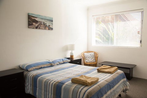 Reef Resort Apartments - Tourism TAS 8