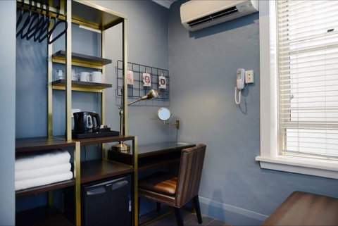 The Maisonette Hotel - Tourism TAS 3