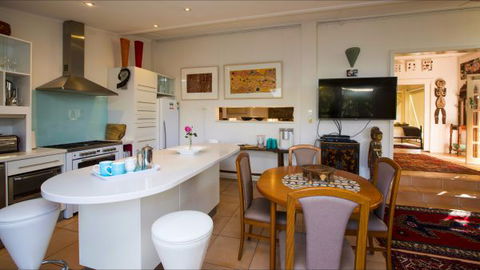 Vatu Sanctuary - Hobart Tourism 8