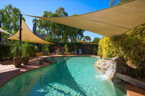 Vatu Sanctuary - Hobart Tourism 9
