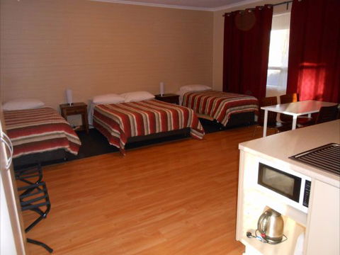 Acacia Ridge Motor Inn - Tourism TAS 4