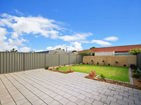 Century 21 SouthCoast: White Caps - Hobart Tourism 2