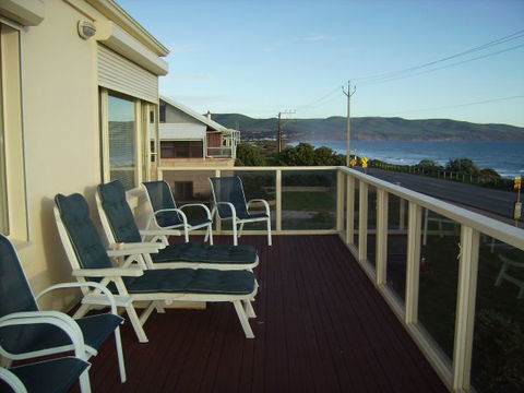 Century 21 SouthCoast: Hayman - Tourism TAS 1