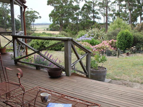 Eagle's Roost Farmstay B&B - Tourism TAS 4