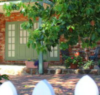 Kalamunda Carriages and Three Gums Cottage - Tourism TAS