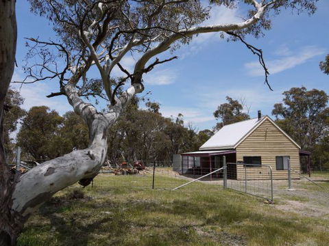 Top Of The Range Jindabyne - Hobart Tourism 0