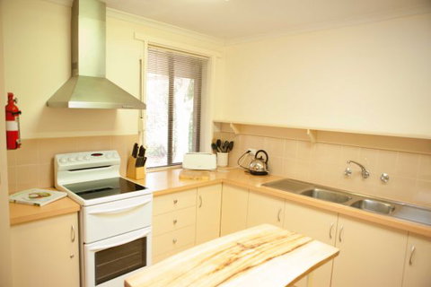 Unit 2 - Tourism TAS 5