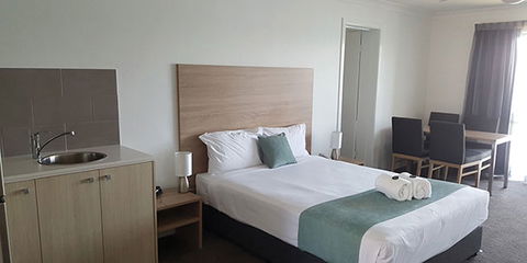 Riverside Resort @ Port - Hobart Tourism 3