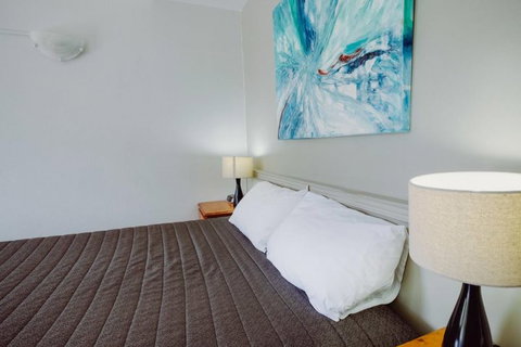 Artesian Spa Motel - Tourism TAS 13