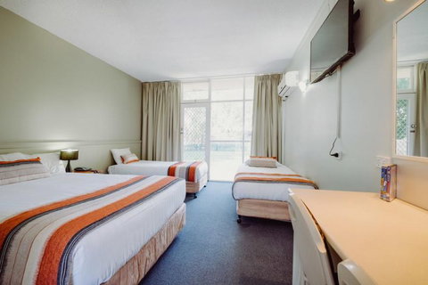 Artesian Spa Motel - Tourism TAS 16