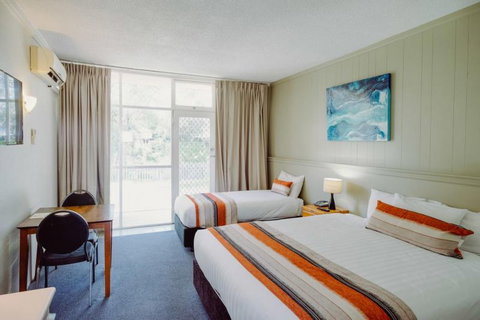 Artesian Spa Motel - Tourism TAS 17