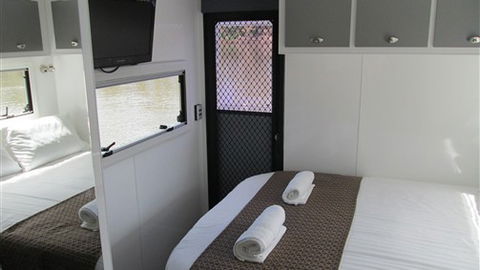 Moama On Murray Houseboats - Tourism TAS 3