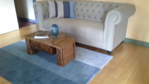 Blue House At Mountainside Wines - Tourism TAS 0