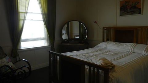 Willy's Holiday House - Tourism TAS 3