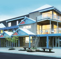 The Island Accommodation - Phillip Island YHA - Tourism TAS