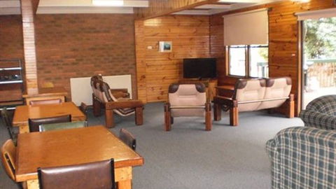 Feathertop Chalet - Tourism TAS 4