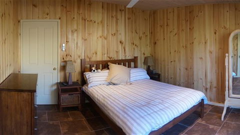 Laura Lodge Rest & Recreation Retreat - Tourism TAS 4