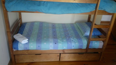 Vals Retreat - Hobart Tourism 1