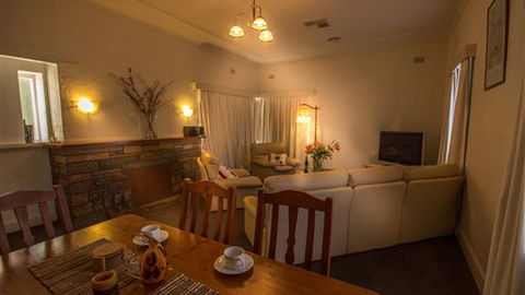 Benson House And Benson Lodge - Hobart Tourism 0