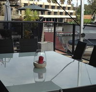 Cypress Drive Townhouse - Hobart Tourism