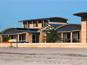 Baird Bay Ocean Eco Apartments - Hobart Tourism 0