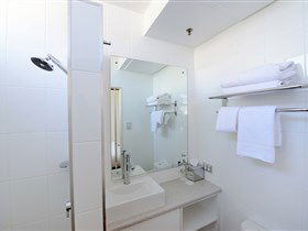 Ibis Styles Adelaide Grosvenor Hotel - Tourism TAS 2