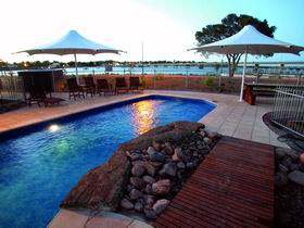Majestic Oasis Apartments - Hobart Tourism 0