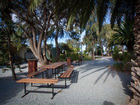 Modra's Apartments Tumby Bay - Tourism TAS 3