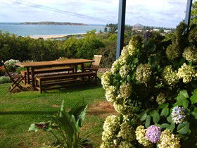 Victor Apartments - Cheri-On-Sea Apartment - Hobart Tourism 2