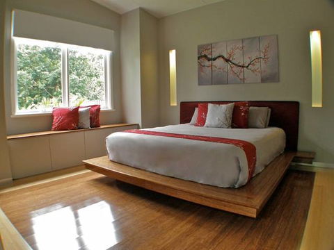 7 Donlan Road - Hobart Tourism 1