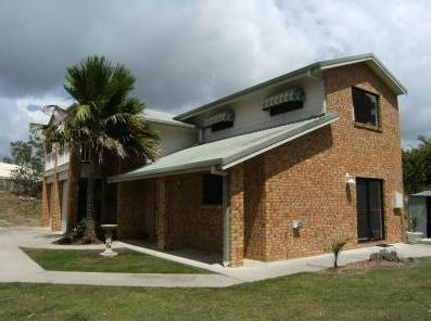 A Beach 'N Reef Motel - Tourism TAS 1
