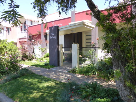 A Colourcity Apartments - Tourism TAS 0