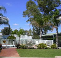 Aalbany Motel