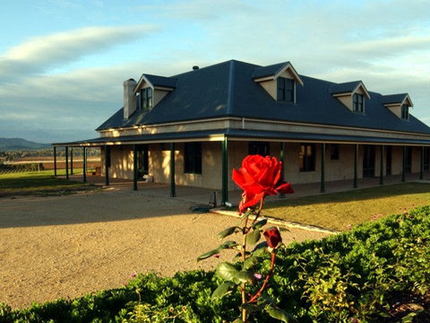 Abbotsford Country House - Tourism TAS 1