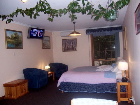 Adelaide Hills Bed & Breakfast Accommodation - Hobart Tourism 2
