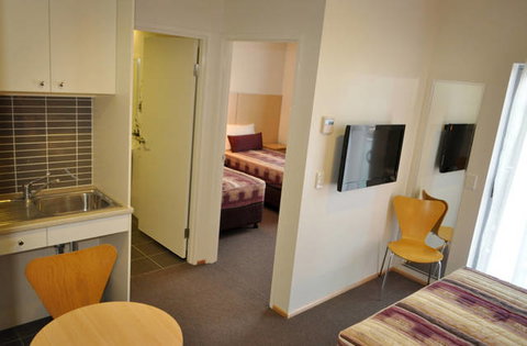 Airport Ascot Motel - Tourism TAS 2