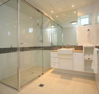 Akama Resort - Hobart Tourism