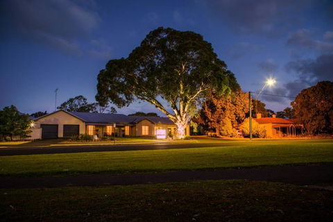 Alexander Cameron Suites - Hobart Tourism 0