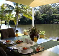 Alexander Lakeside Bed  Breakfast - Tourism TAS