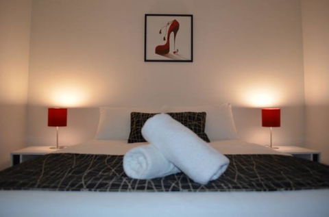 Apex Park Holiday Apartments - Hobart Tourism 1