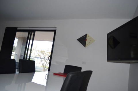 Apex Park Holiday Apartments - Hobart Tourism 3