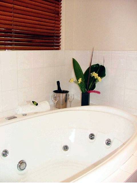 Arabella Garden Inn Motel - Tourism TAS 2