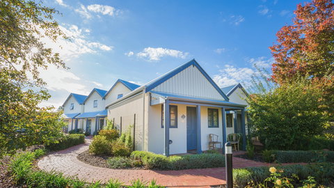 The Haus Studio Apartments - Tourism TAS 5