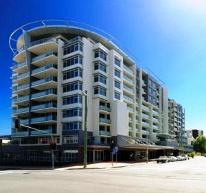 Adina Apartment Hotel Wollongong - Tourism TAS 7