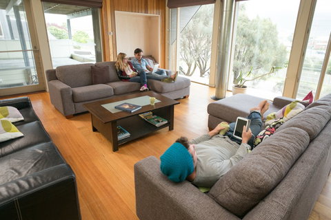 Apollo Bay Eco YHA - Tourism TAS 1