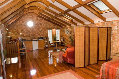 Bet's Bed And Breakfast Studio - Tourism TAS 1